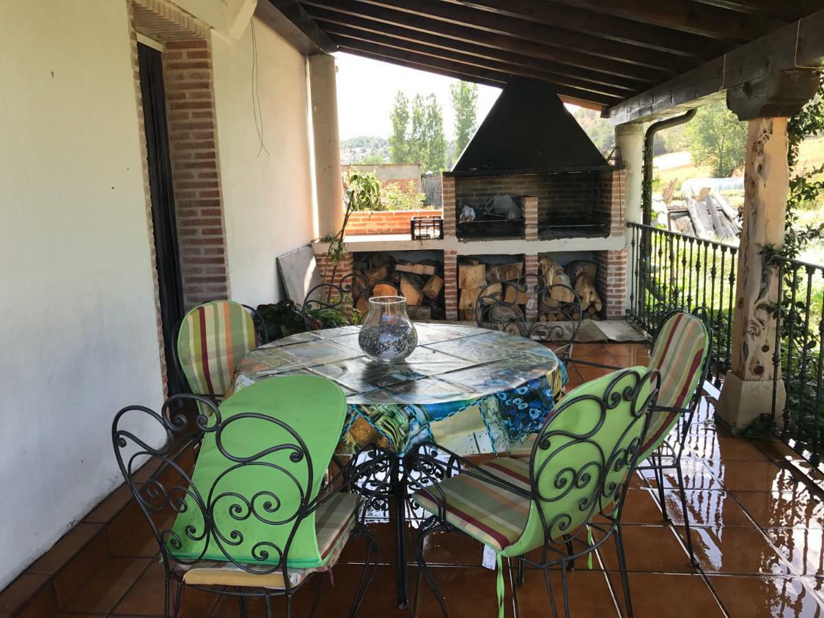 Casa De Pueblo Con Merendero Alquilable Opcionalmente Касарехос Экстерьер фото